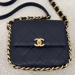 Authentic Pre-owned Chanel flap matelassé-quilting chain-strap shoulder bag navy